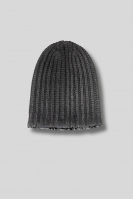 Black wool destroyed beanie