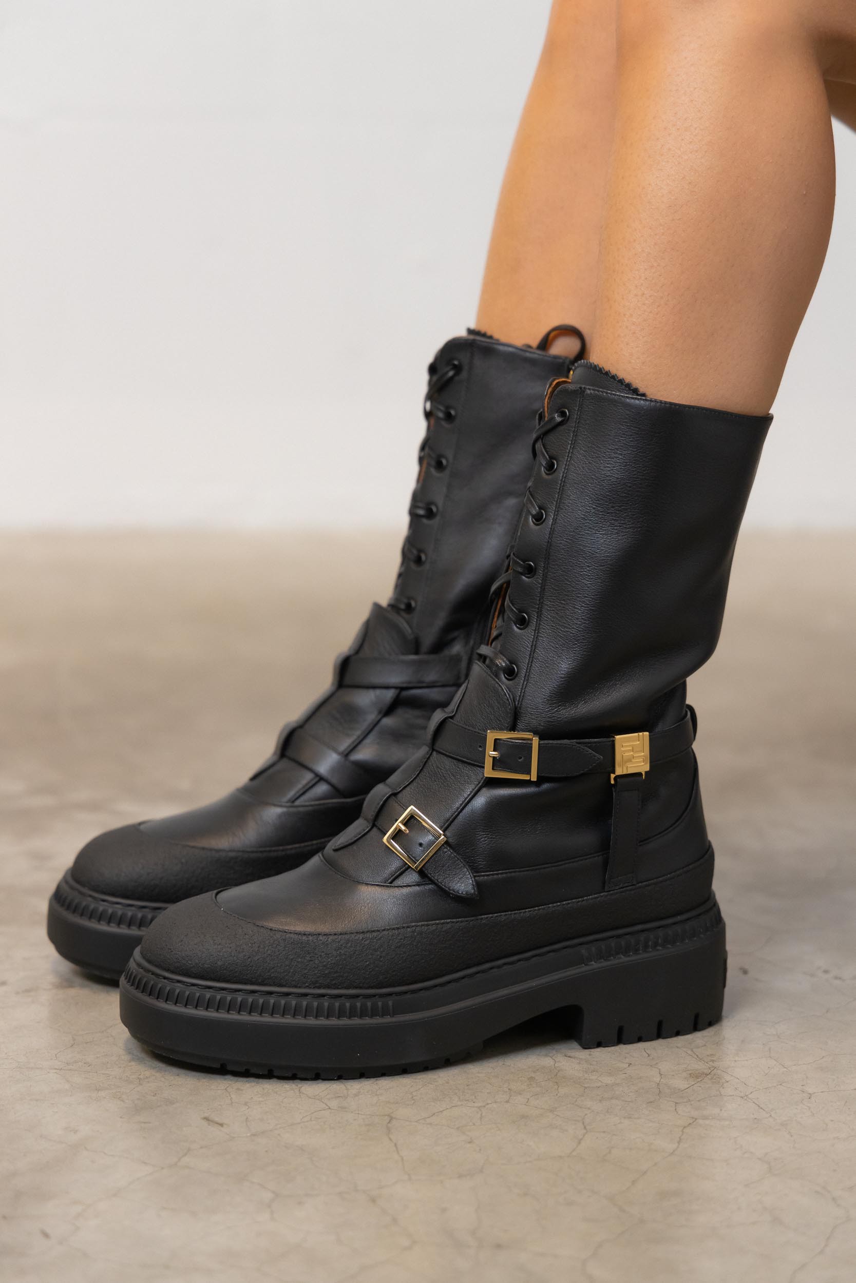 ショートブーツ・ブーティ Fendi Delfina Black Biker Boot FENDI Delfina Leather Biker Boots | Black | FARFETCH