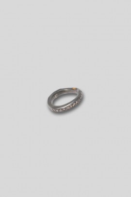 Oxidized Silver Fay Ring Inlaid with Icy Grey Diamonds