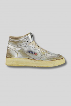 Super vintage silver sneakers