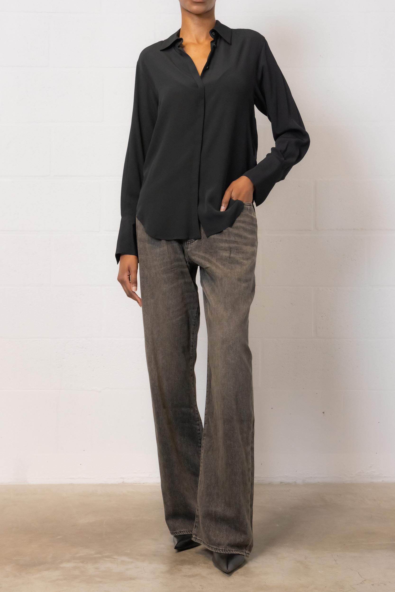 Chemise en soie noire hotsell