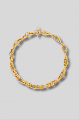 Gold metal rope chain necklace.