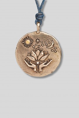 'My life, my responsibility' large amulet