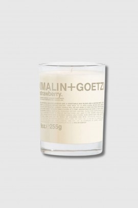 Strawberry candle 255 gr