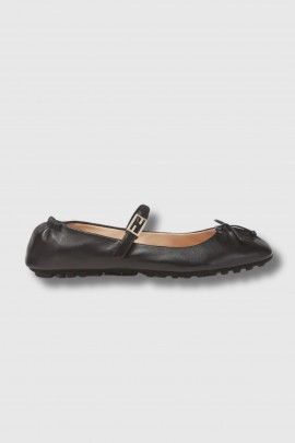 Baguette ballerina in black leather