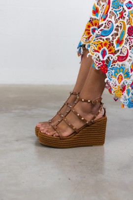 Sandales compensées camel