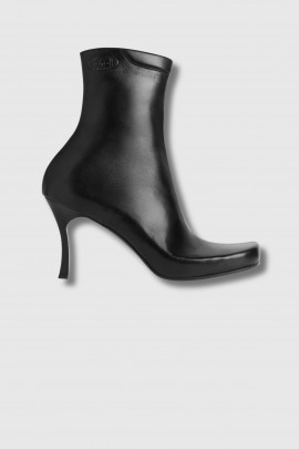 Scholl M080 leather heeled ankle boots