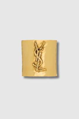 Manchette martelée avec logo en laiton doré