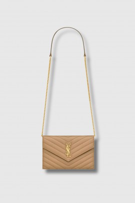 Cassandre Enveloppe Chain Wallet en cuir Natural Tan 