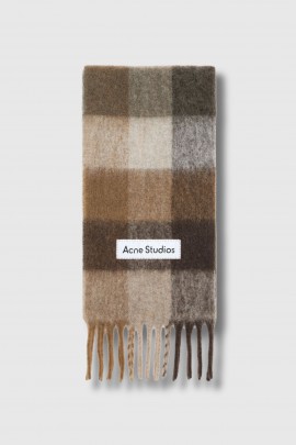 Dark brown wool checked scarf