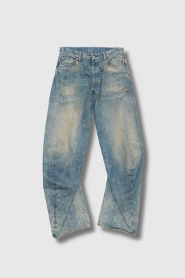 Blue relaxed fit jeans