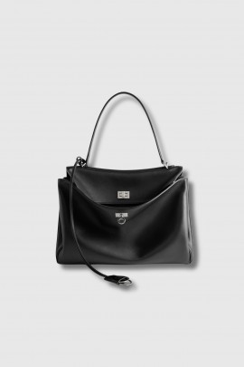 Sac Rodéo médium en cuir noir lisse et détails argentés 