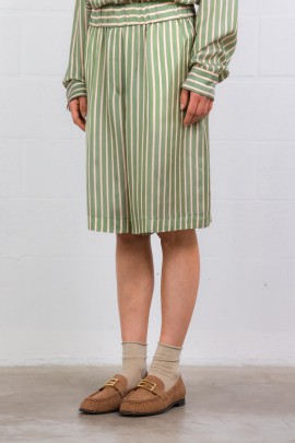 Green and pink striped Pomy bermuda shorts