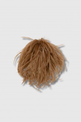Sand Meryl ostrich feather brooch