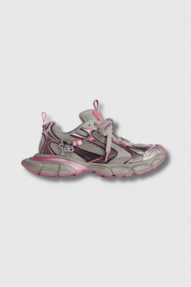 3XL sneakers with pink and gray charms