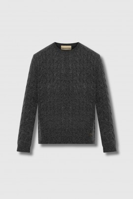 Pull en maille torsadée