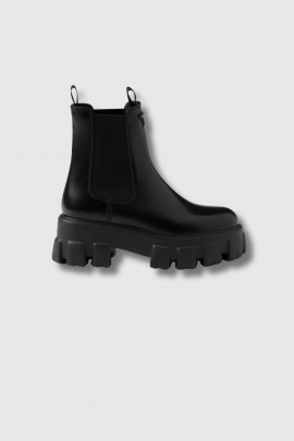 Boots Chelsea en cuir noir et semelle Monolith