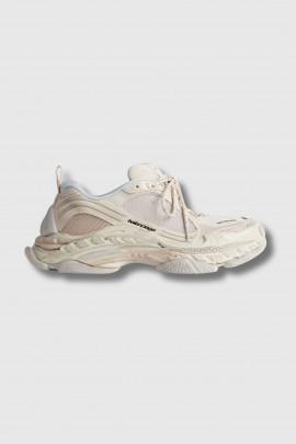 Triple S.2 Sneakers in Beige
