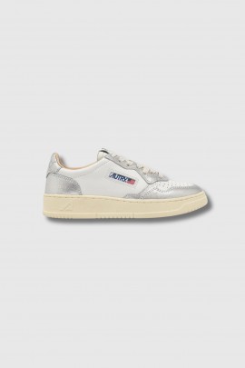 Medalist Platinum/Beige sneakers