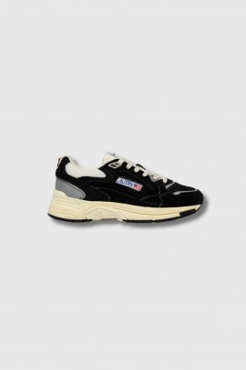 Hyperway black and silver sneakers