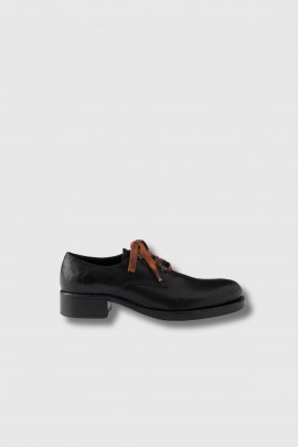 itello Hamer Loafers from the show