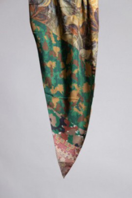 Diamond printed silk bandana